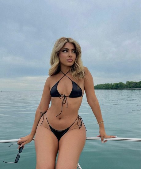 romitavlz beautiful actress photo