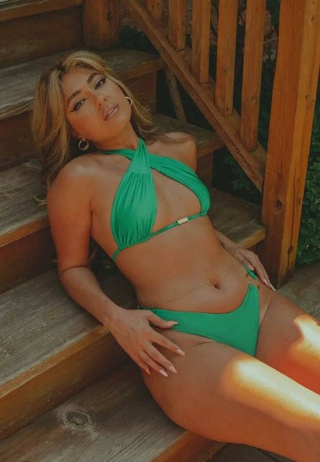 romitavlz hot star image