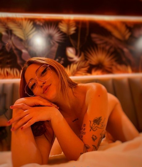 Yuna Kitty sex actress gallery