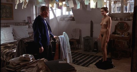 Natascha McElhone hot actress pics