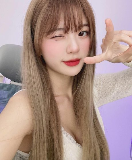 haena 0714 art actress galleries