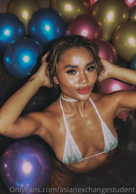 Asianexchangestudent nice model pic