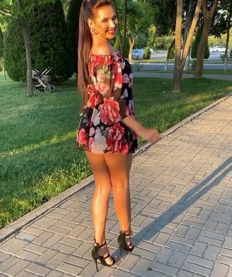 Elena Ibraginova pornstar exclusive img