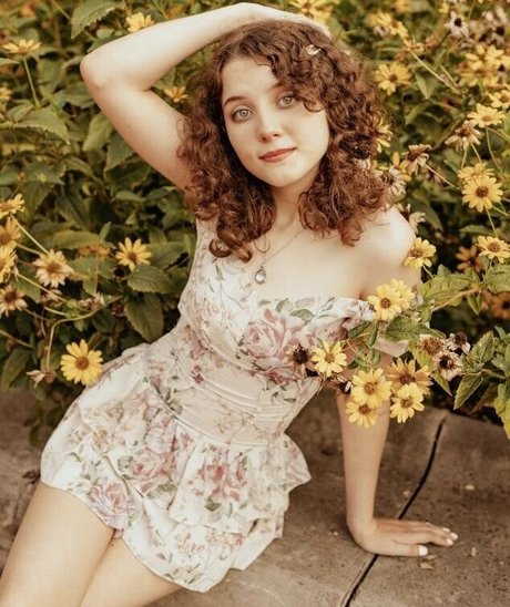 ApartmentFluffy7589 naked actress picture