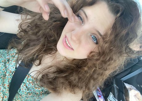 ApartmentFluffy7589 pornographic star picture