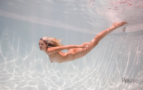 Roshie beautiful pornstar pic