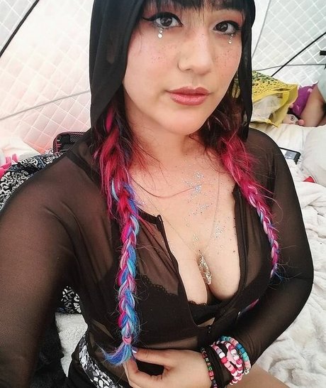 AnriAeterna model naked pictures