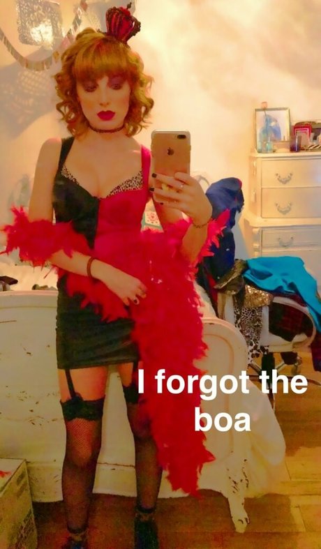 Juliette Goglia star hd photos