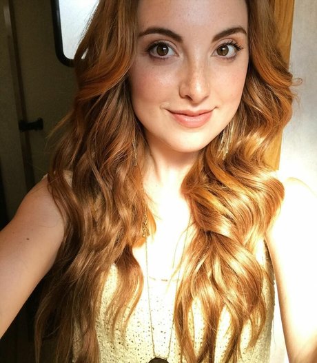 Juliette Goglia star sexy archive