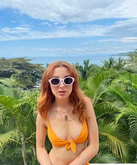 Juliette Goglia hd model image