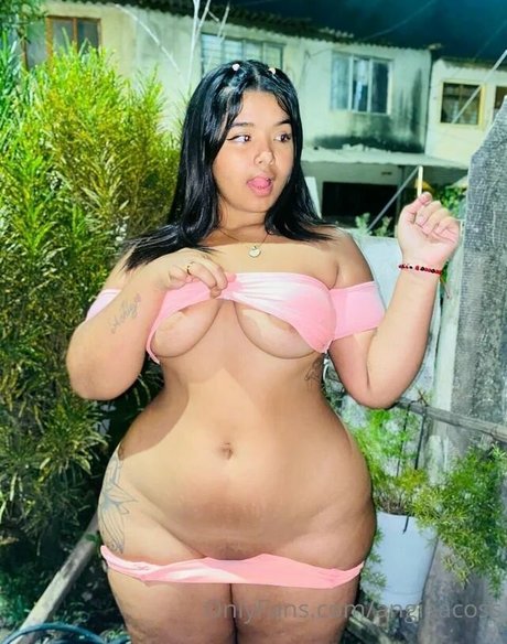 angieacoss nice actress galleries