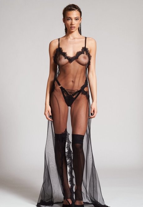 alexandra Domnita hot star photo