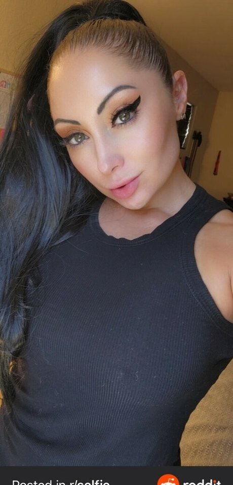 Vegashousewifey model best image