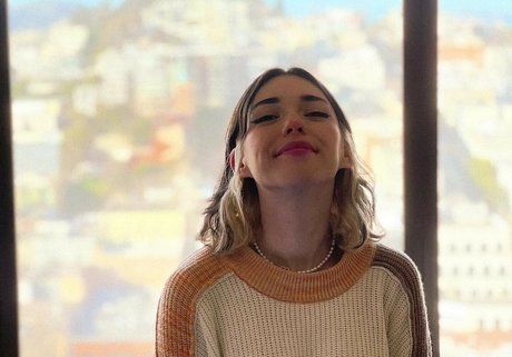 Shubble star naked images