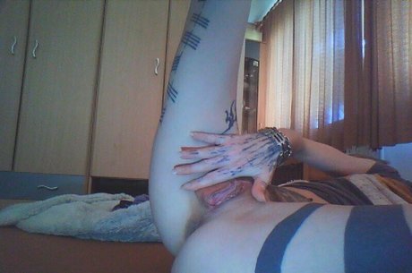 Jokers Harley Quinn nudes actress images