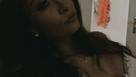 krockig hd pornstar pic