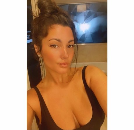 Emilee Fitzpatrick model nice img