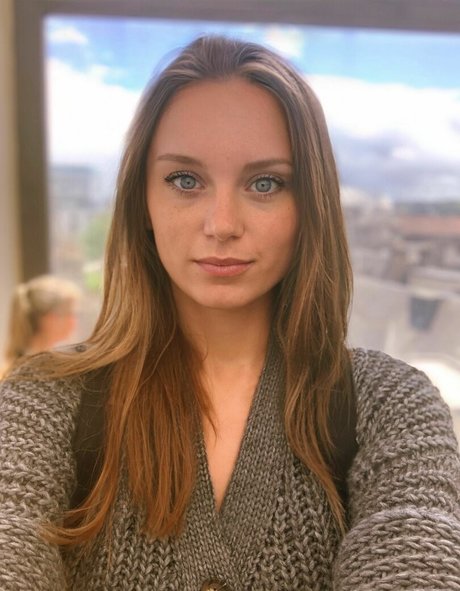 LillyPie nudes actress image