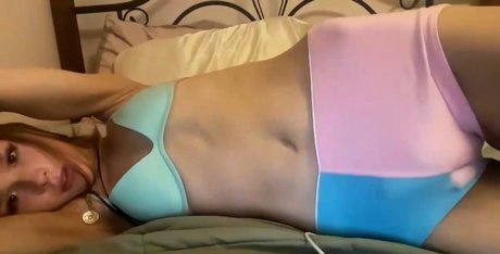 Beatrixbabe pornstar naked photo