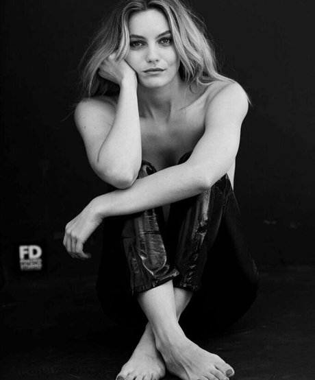 Leila George porn star photos