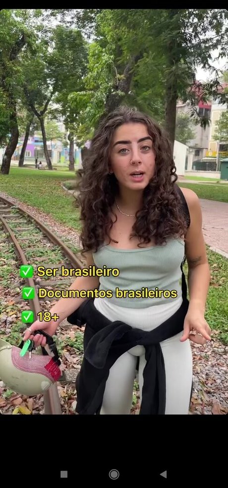 Eda Atilla naked model image