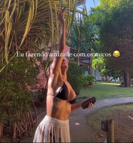 Isadora Nogueira pornstar naked image