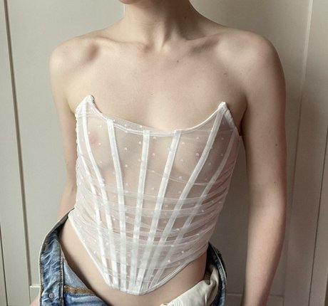 Alice Ipsen star pretty archive