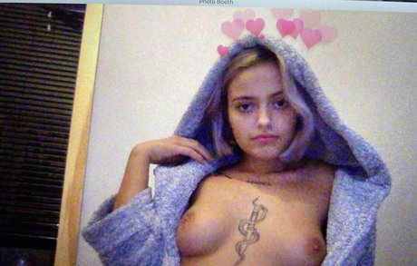 Poppinmolly04 nice pornstar image