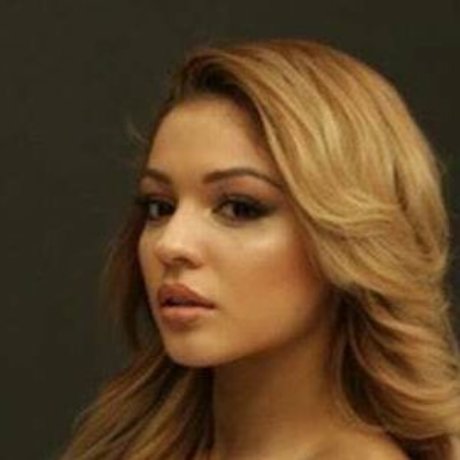 Jossie Ochoa model perfect img