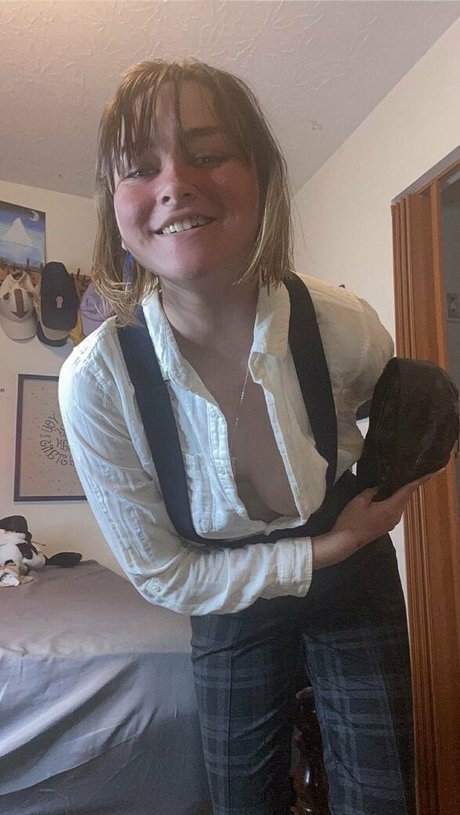 Novavortexi nice actress photo