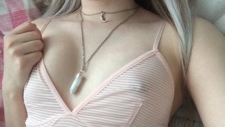 Lunar xo pornstar xxx photos