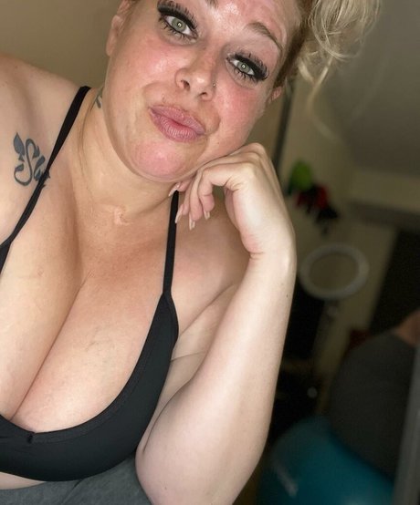 KayBabi high quality pornstar images