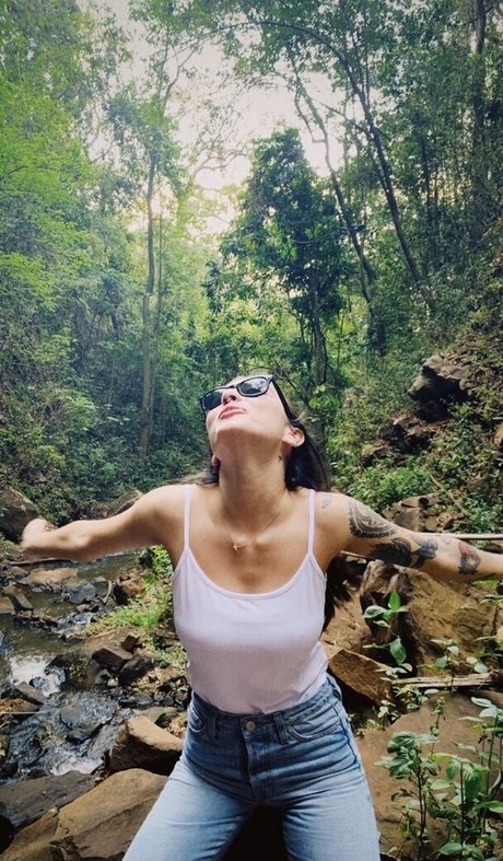 Maju Trindade art model img