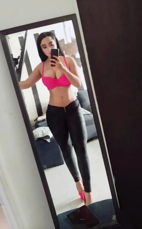 Paulette Somarriba star free images