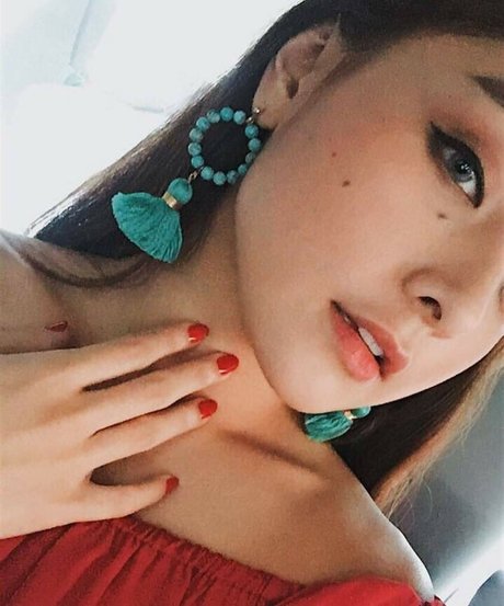 Sarah Carlos Profile pic