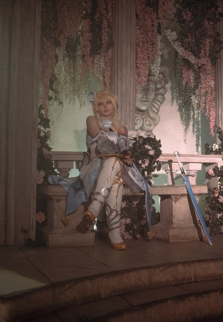 Bizarre Deer exclusive star pics