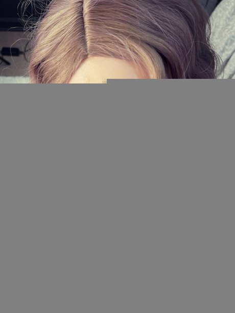 Chellhellbunny star beautiful photo