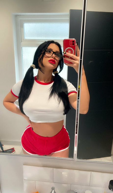 Yara Paoli top model archive