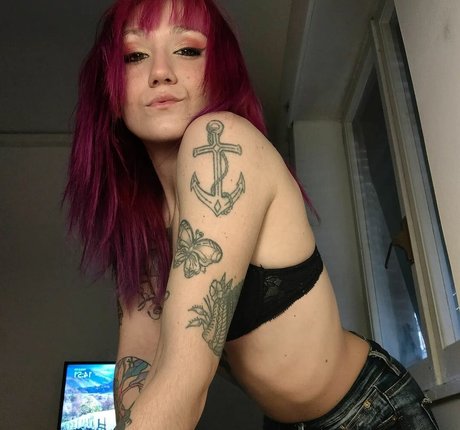 Redfoxy12 beautiful actress images