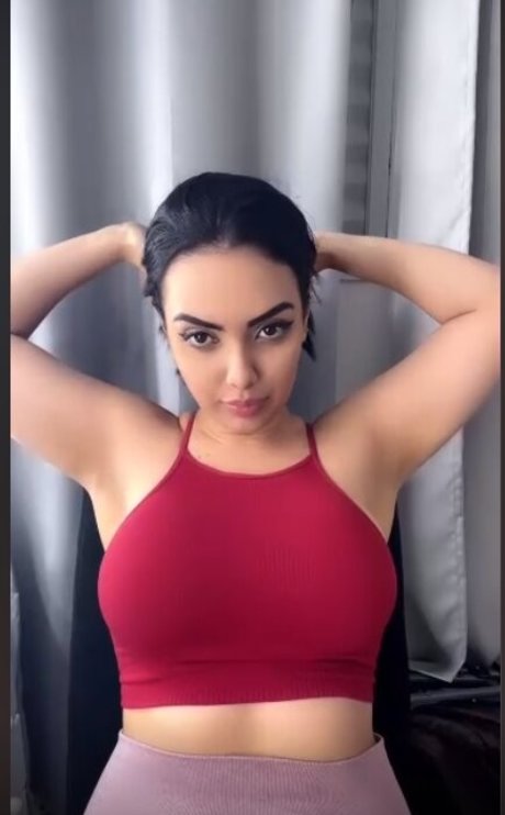 Nina Mon Ey model beautiful galleries