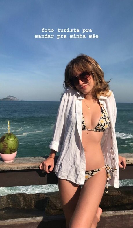 Submar1na model hot images