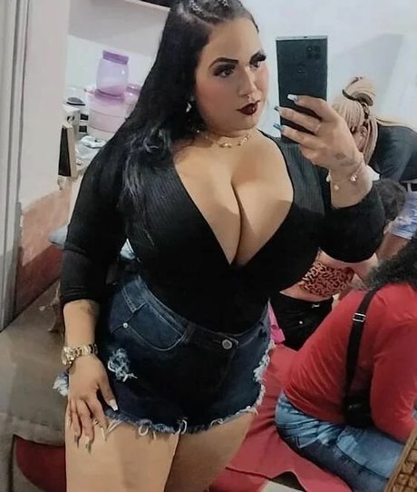 Adriane Esteves pornstar erotic images