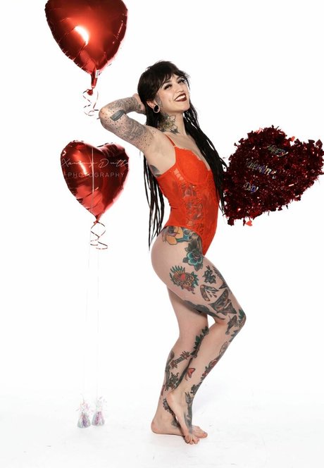 LyndenParkStudio nude pornstar photo