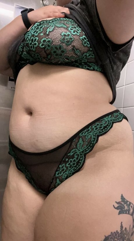 lily grace top actress pictures