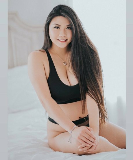 Windellia star nude galleries