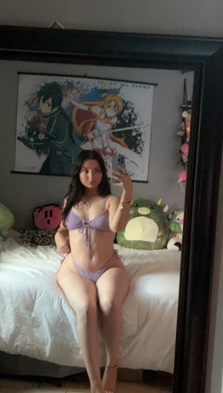 cinnamonxbuns model free images