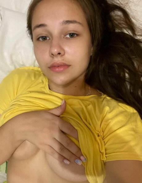 Alinabaeee adult actress gallery