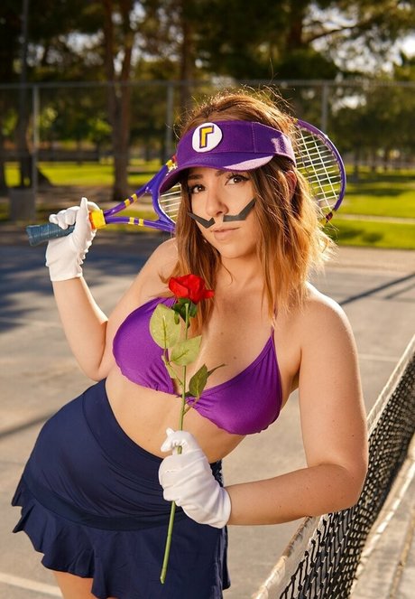 Lewdycorn model pornographic image