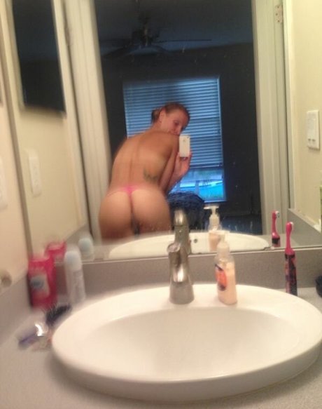 Sesil Karatantcheva pornstar high quality image