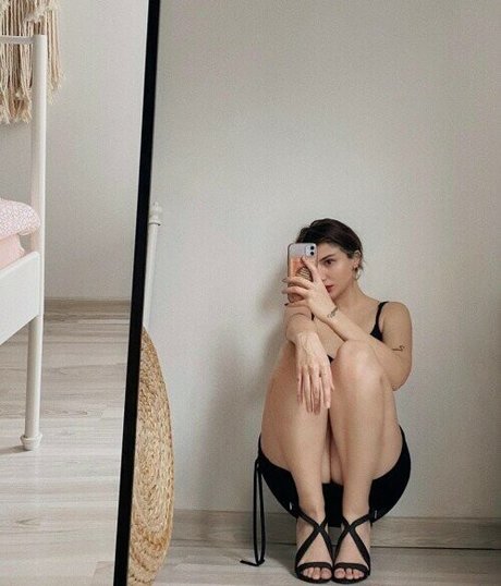 buseeylmaz97 pornographic star archive